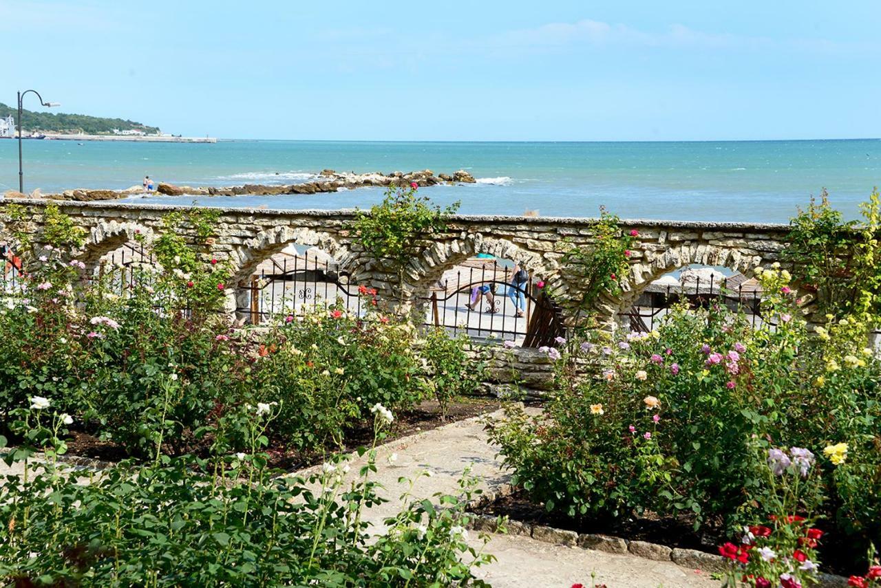 Apartments Vista Balchik Esterno foto